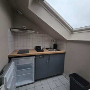 Location Appartement 1 pièce 14m² - Photo 2