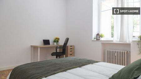 4 room luxury Flat for rent in Madrid, Autonomous Region of Madrid - Photo 5