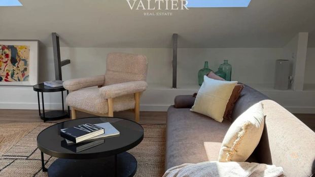 Ático de alquiler en Jesús del Valle, Universidad - Malasaña - Photo 1