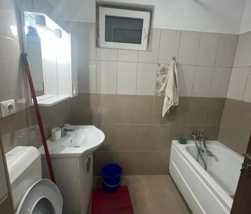 Garsoniera bine compartimentata cu balcon inchis, centrala termica - Fotografie 5