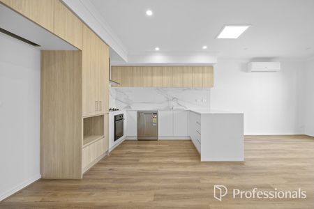 Stylish, Brand-New Family Living in Clyde North - Photo 4