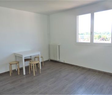 Location Appartement Rosny-sous-Bois 93110 Centre ville - Photo 3