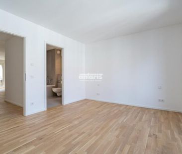 ** Moderne 3-Raum-Wohnung mit 2 Bädern, LOGGIA, EBK direkt im Zentr... - Foto 3