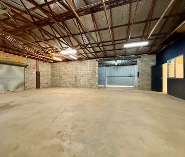 WORKSHOP (Commercial Lease ONLY) - Photo 1