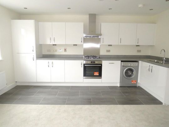 OldFarmDrive, BIRMINGHAM - Photo 1