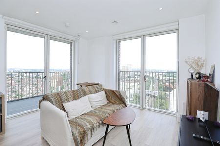 Heartwood Boulevard, Acton, W3 6ZG - Photo 3