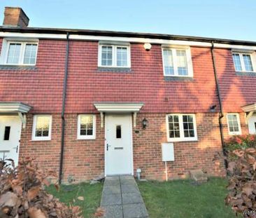 3 bedroom property to rent in Amersham - Photo 4