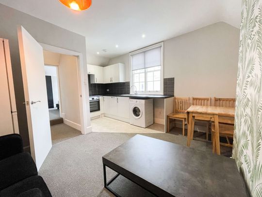 Vibrant Living in the Heart of Brighton Room 2 - Photo 1