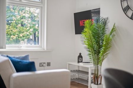 2 Bed Maisonette, Shirland Road, W9 - Photo 2