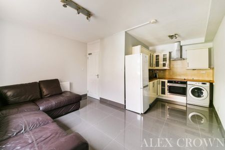 1 bedroom flat to rent - Photo 5