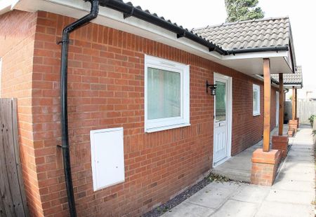 2 bedroom bungalow to rent - Photo 4