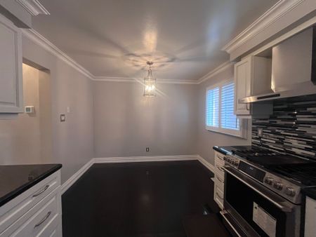 For Lease - 5254 Astwell Avenue Unit# Upper, Mississauga, Ontario - Photo 5