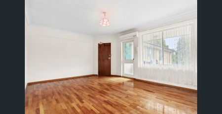 Beautiful Open Plan 2 Bedroom Apartment - Photo 4