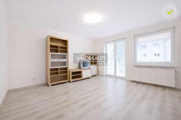 2 izbový byt na prenájom 61m2, Trenčín - Photo 1