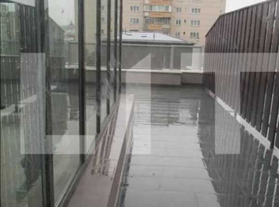 Apartament 4 camere,98 mp utili, terasa de 45 mp, 2 locuri de parcare - Photo 1