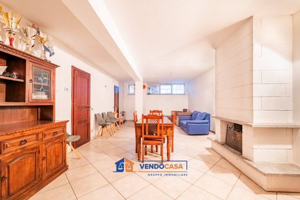 Villa a schiera piazza Carlo Alberto 8, Dogliani - Photo 1