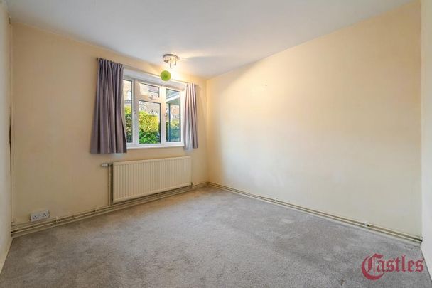 3 bedroom flat to rent - Photo 1