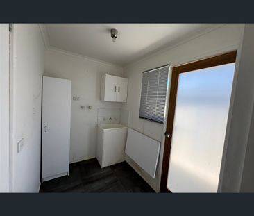 27 Pinnacle Way, Hampton Park, Vic 3976 - Photo 5
