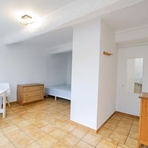 A LOUER STUDIO MEUBLE NARBONNE - Photo 2