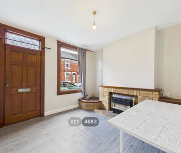 2 bedroom terraced house to rent - Photo 5