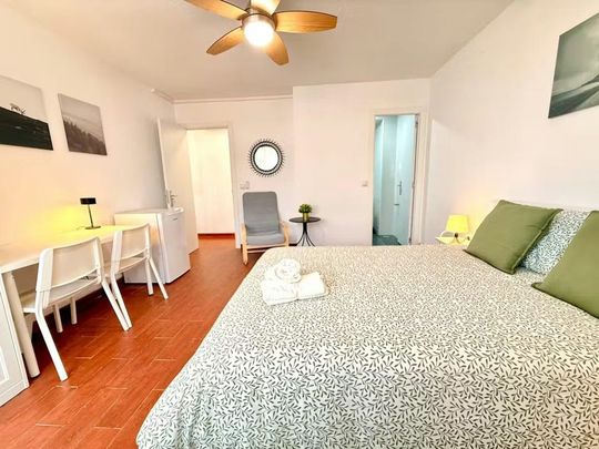 Calle Cristo de la Victoria, Madrid, Community of Madrid 28026 - Photo 1