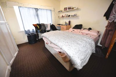 3 bedroom House in Mayville Avenue, Leeds - Photo 4