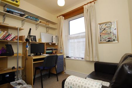 3 bedroom house to rent - Photo 3