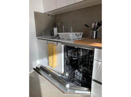 Rua Barão de Sabrosa, Lisbon, Lisbon 1900-086 - Photo 4