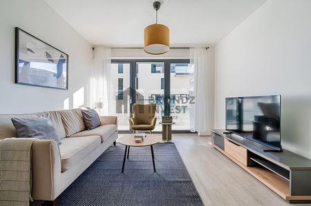 Pronájem bytu 3+kk 72 m² - Fotografie 2