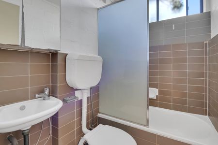 15/20 Mantell Street, Moonee Ponds VIC 3039 - Photo 5