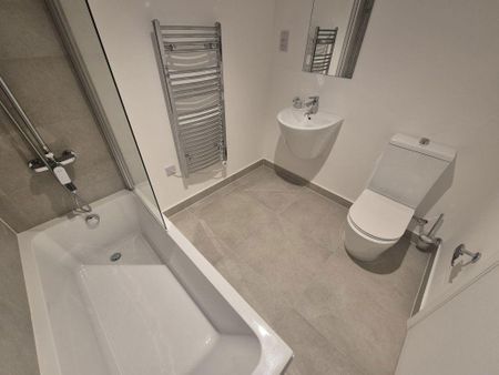 1 bedroom flat to rent - Photo 4