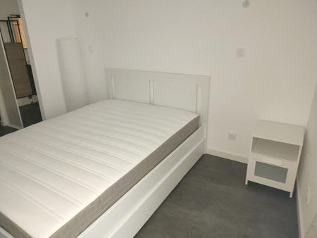 Location Appartement 2 pièces 36m² BRIGNOLES 83170 - Photo 2