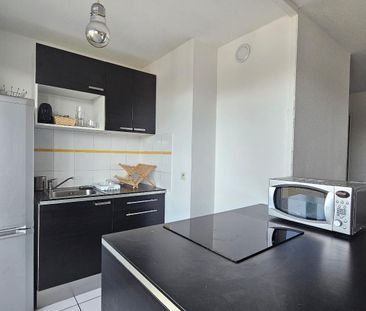 Location Appartement 3 pièces 56m² BORDEAUX 33000 - Photo 5