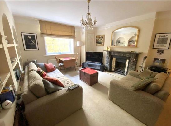 Studio to rent - Photo 1