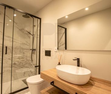 2 room luxury Flat for rent in Cascais, Portugal - Photo 5