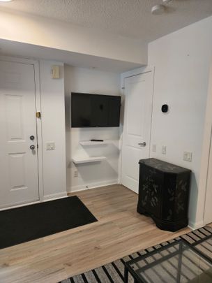 For Lease - 93 The Queensway N/A Unit# TH20, Toronto, Ontario - Photo 1