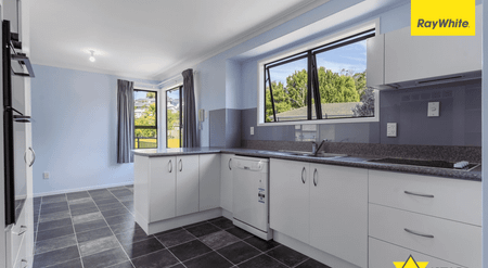 144 Solar Road, Glen Eden - Photo 2