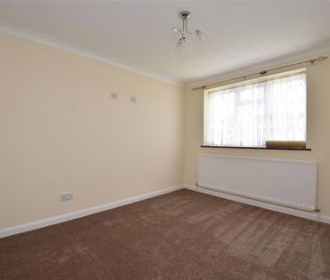 5 bedroom detached house to rent - Photo 6