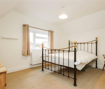 3 bedroom semi-detached house to rent - Photo 5