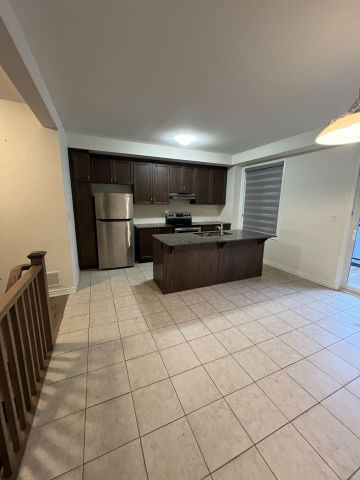 For Lease - 16 Summer Wind Lane, Brampton, Ontario - Photo 2