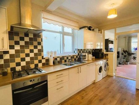 Lampton Road, Hounslow, TW3 - Photo 2