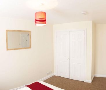 1 bedroom house of multiple occupation to rent - Photo 2