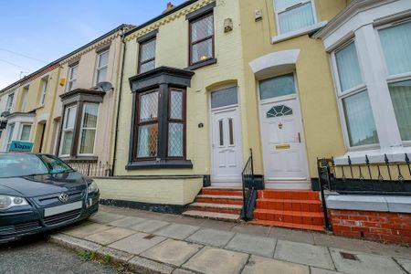 4 bedroom terraced house to rent - Photo 2