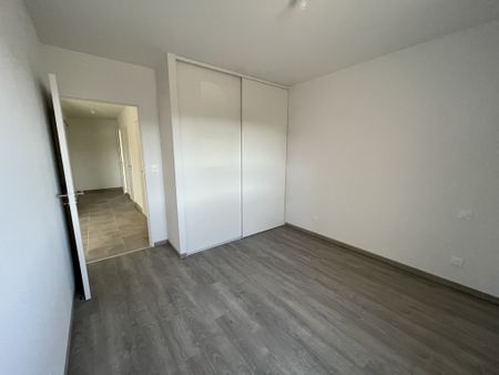 Location Appartement 2 pièces 50m² OLEMPS 12510 - Photo 3