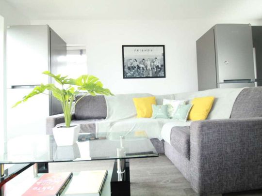 Sidcup Road Room 6 - Photo 1