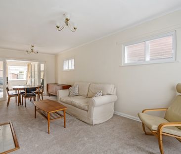 4 bedroom detached house to rent - Photo 6