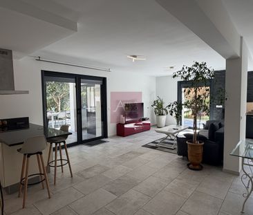 Location Maison 4 pièces 130m² JUVIGNAC 34990 - Photo 2