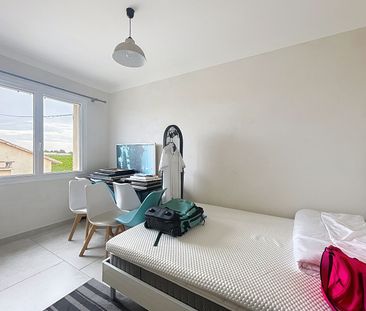 Appartement Berre L Etang 4 pièce(s) 111.78 m2 - Photo 1