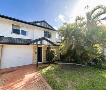 Spacious 3 Bedroom Townhouse in Vibrant Moorooka - Photo 4