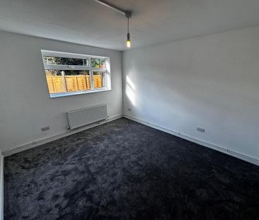 2 bedroom maisonette to rent - Photo 5